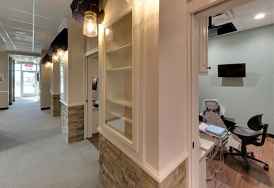 Royal Oak Family Dental Office Image
