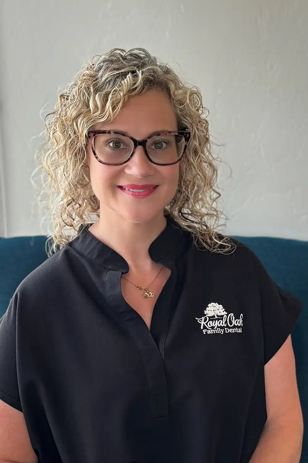 img-becky-dental-assistant