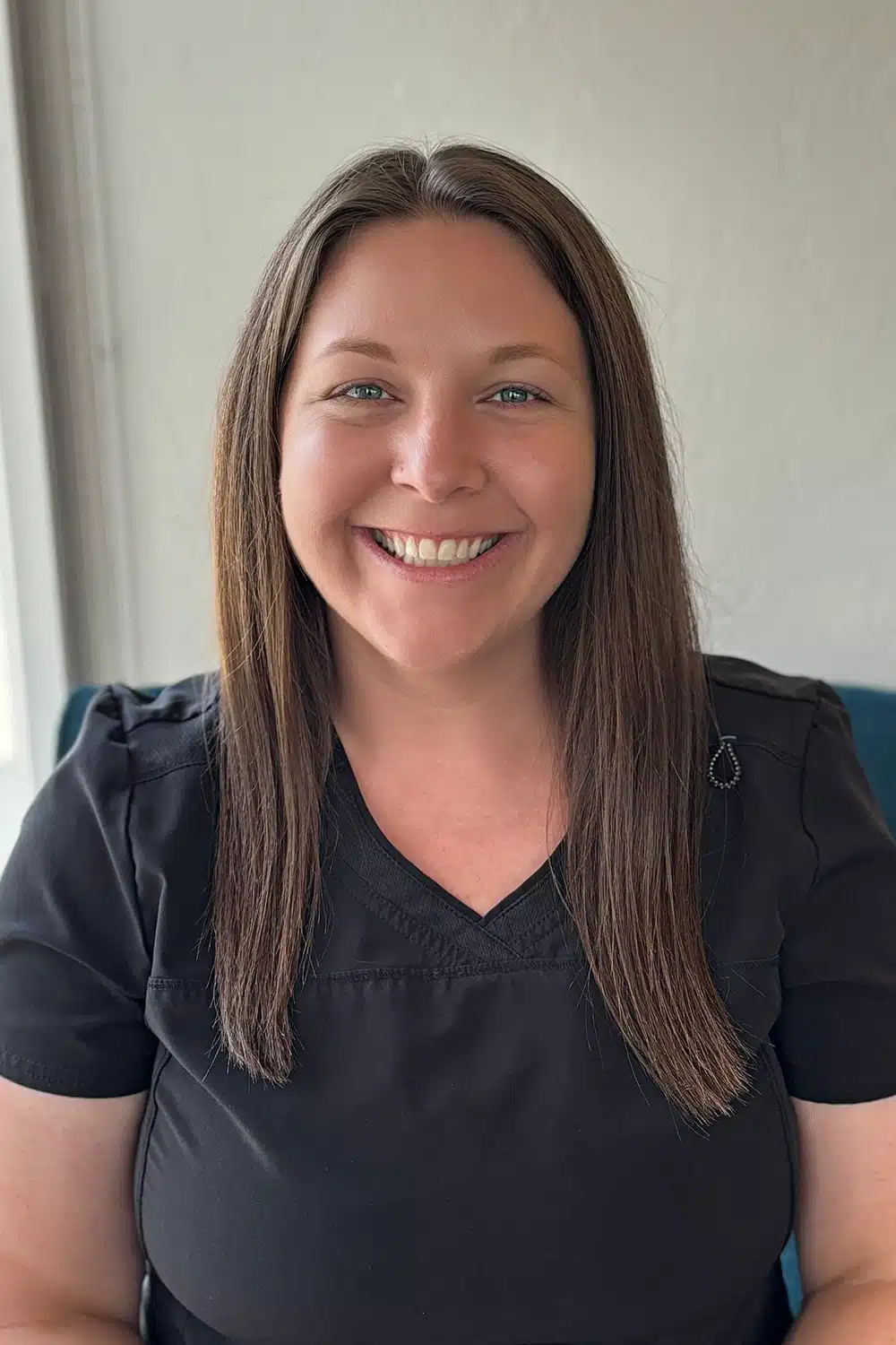 img-deedra-dental-assistant